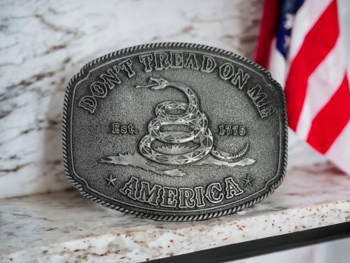 Don't Tread on Me Western Style Belt Buckle with antique silver finish, featuring a bold design.